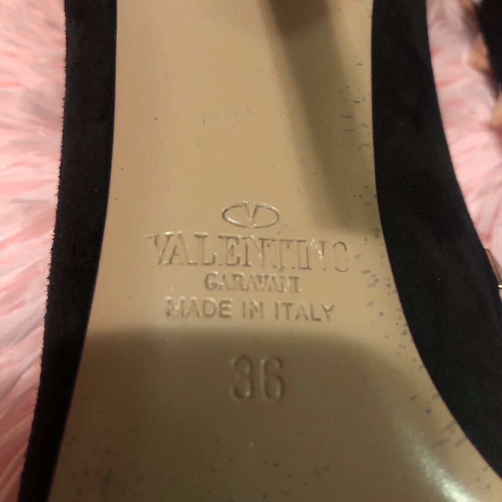 Valentino Rockstud suede pumps - Picture 7 of 8